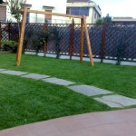 viale in erba sintetica